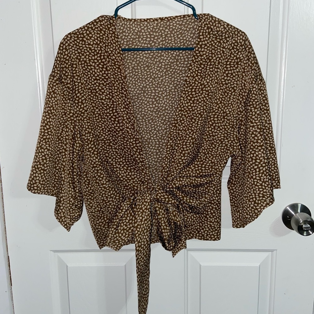 Tie front Top